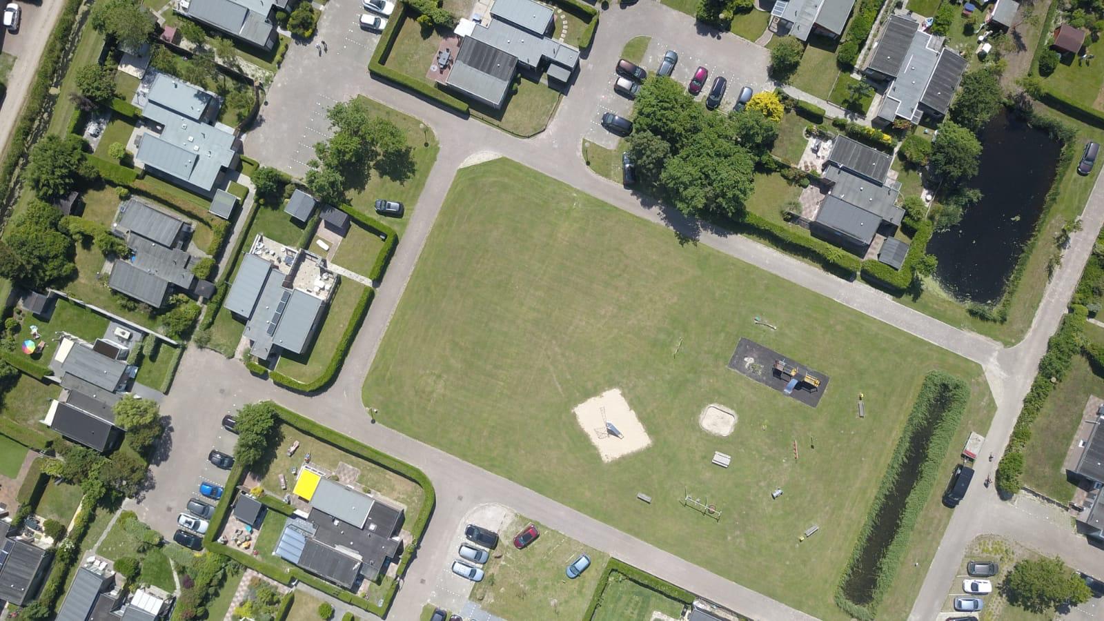 Parkanlage mit Spielplatz